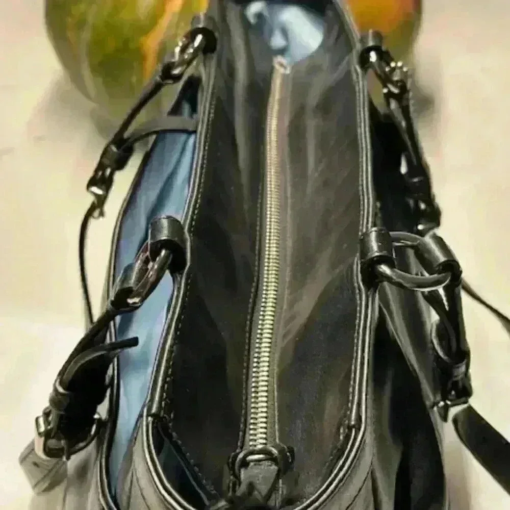 Coach Gallery East West Leather Tote Shoulder Bag Black
